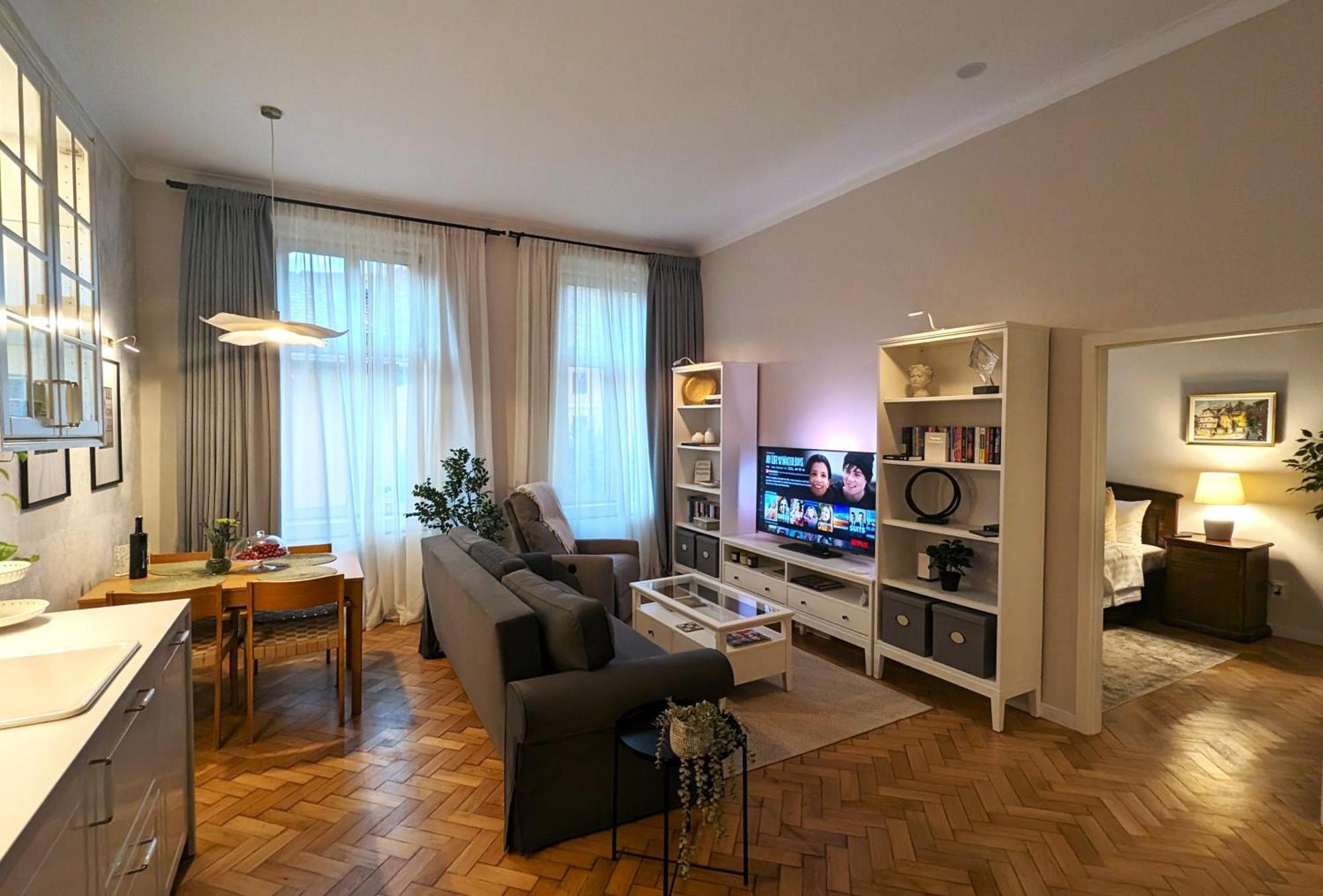 Apartment In Historic Center, Quiet Area, Ac Hermannstadt Exterior foto